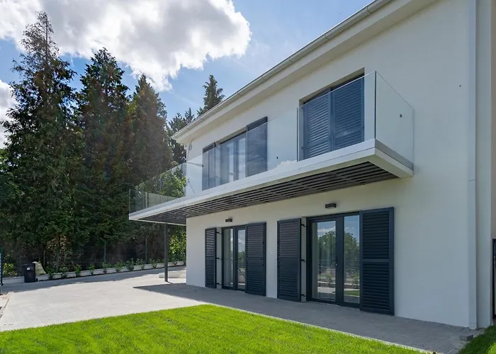 Rozsabors לינה וארוחת בוקר 3*